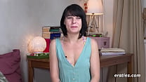 Ersties - Anglerin Marie masturbiert mit Fingern und Toys